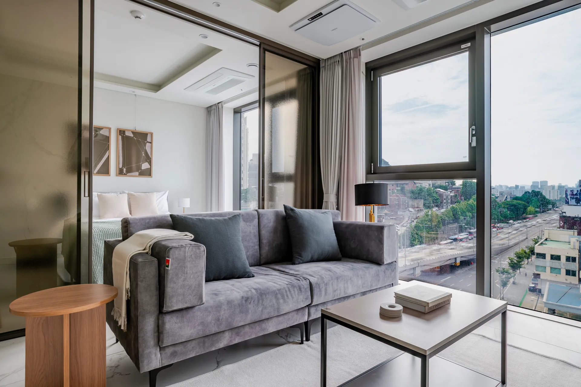 One-Bedroom Home between Namsan & the Han River - 1