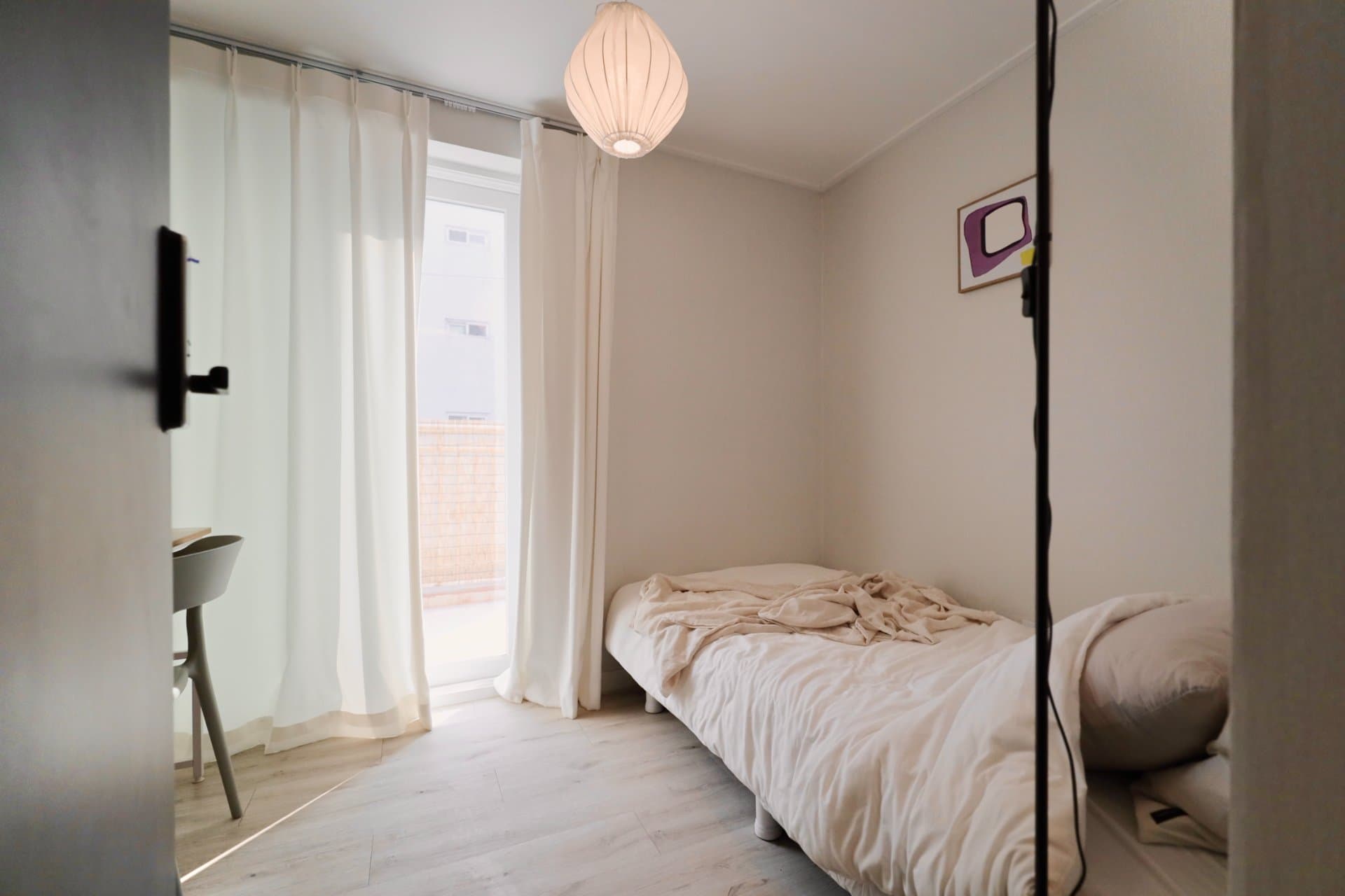 406 Shared House Furnished Room (only female)