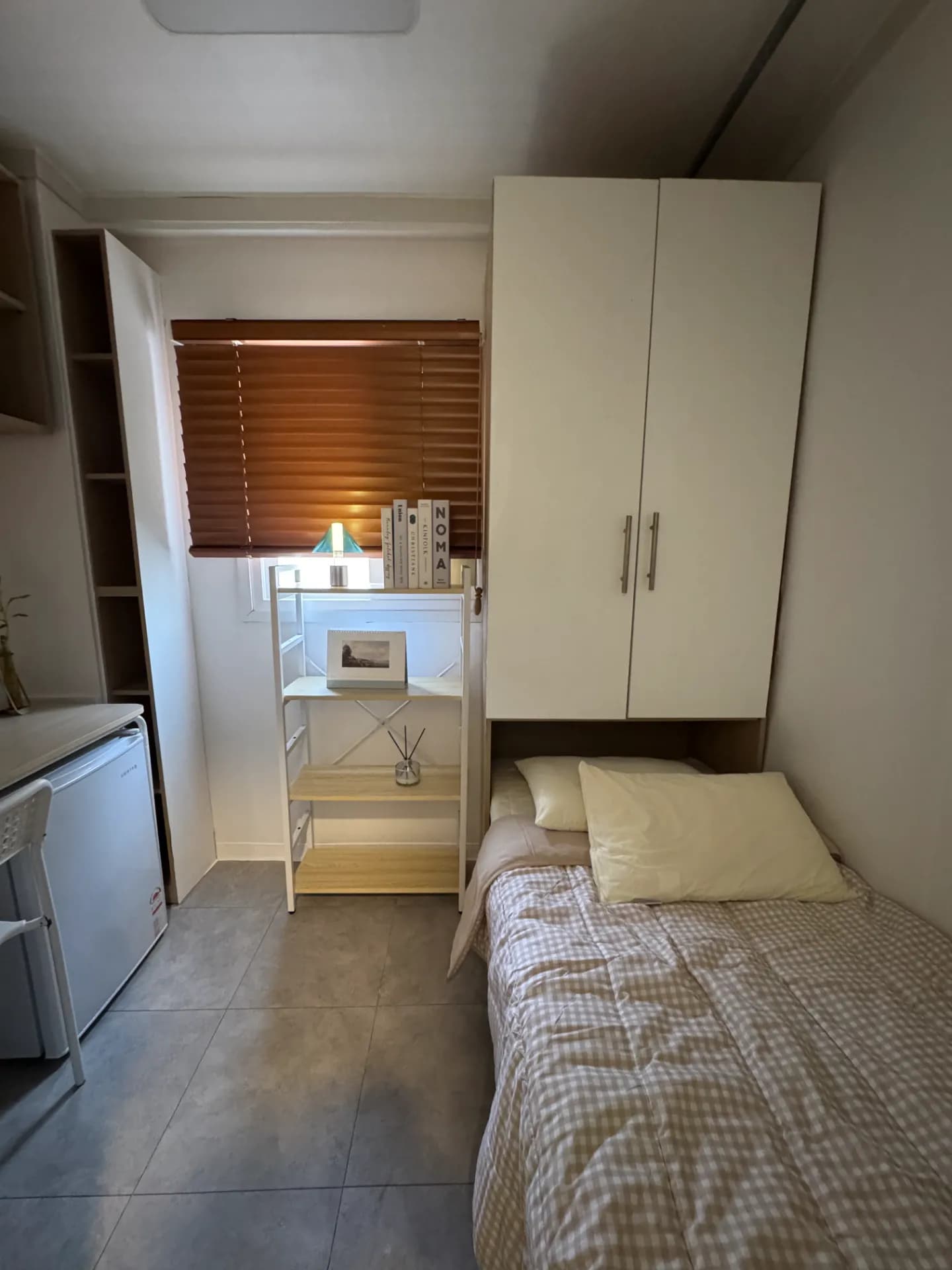 Gonggan Stay Near Myeongil station